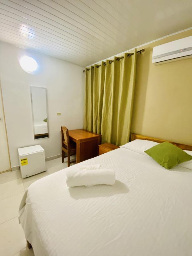 Hotel Ana Mary Santiago Ngoại thất bức ảnh